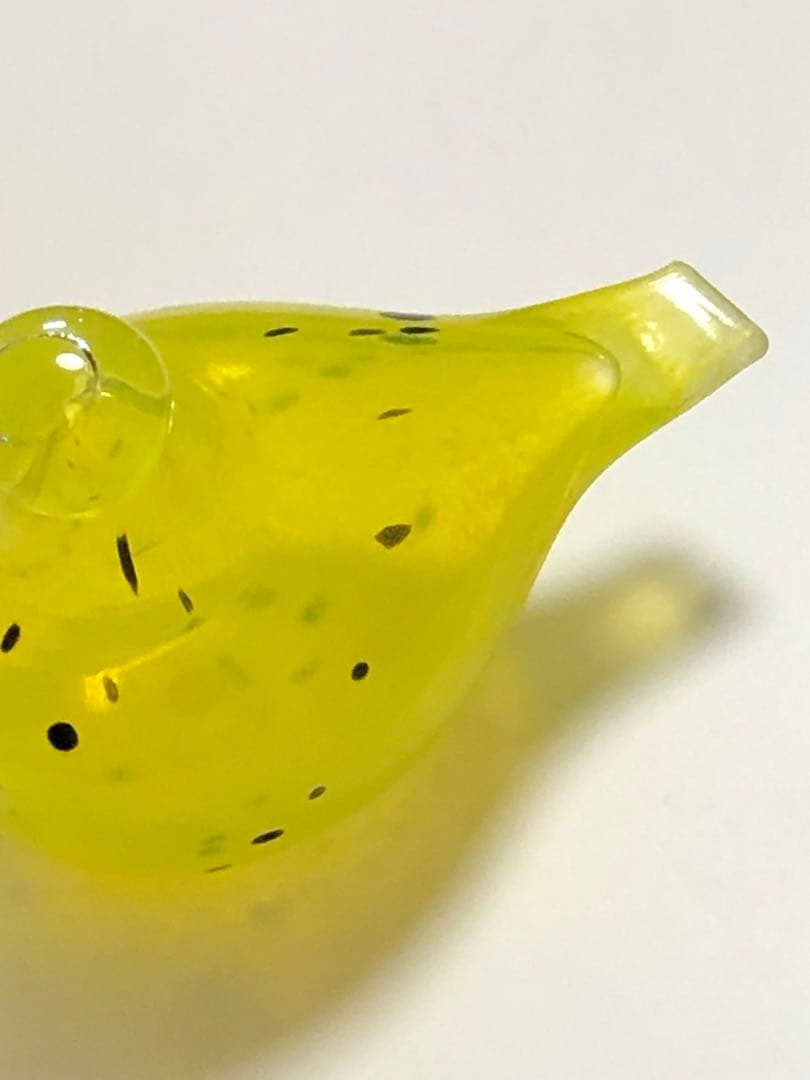 イッタラ　バード　パウダーイエロー　オイバトイッカ