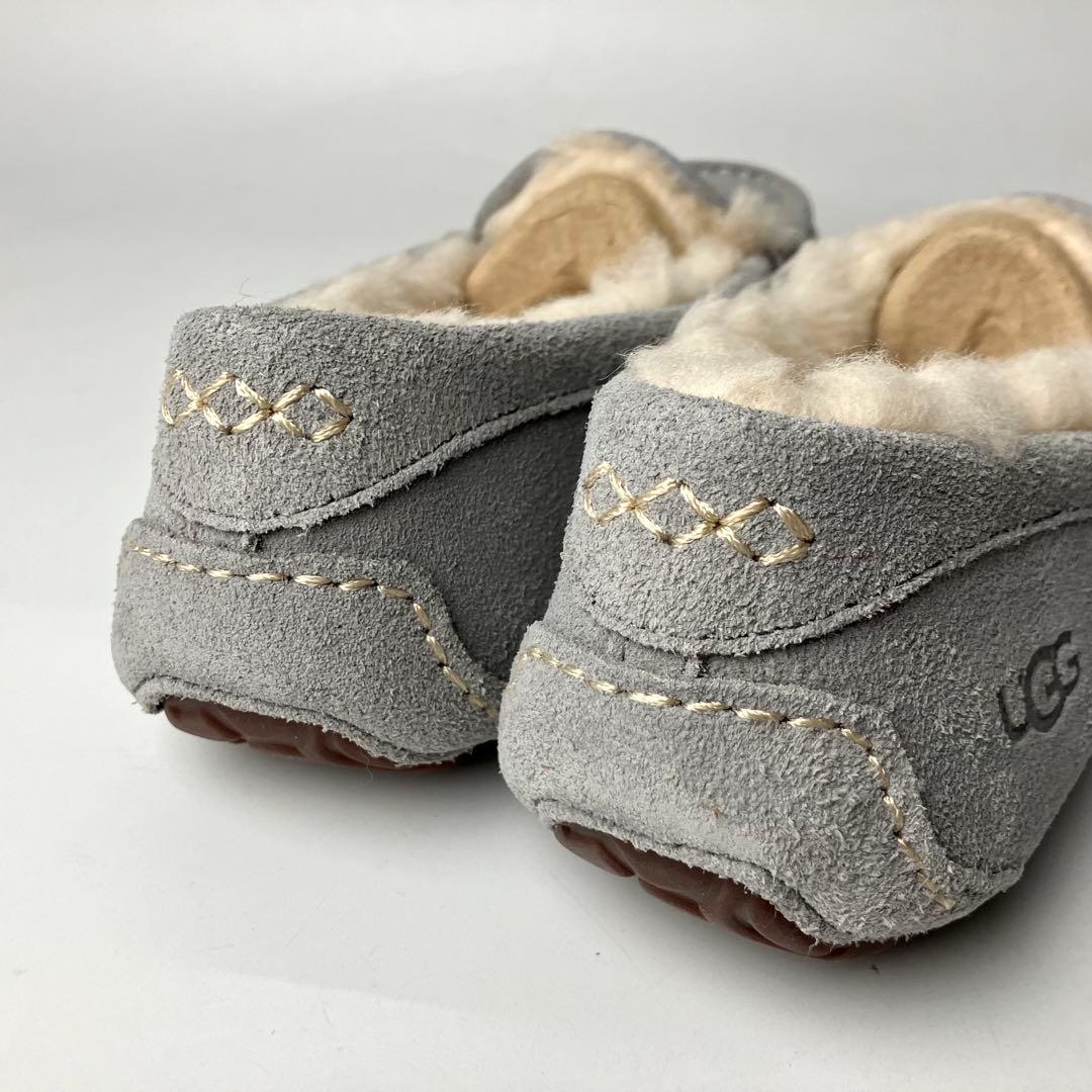 【未使用】UGG ANSLEY アンスレー　モカシン　フラットシューズ　25