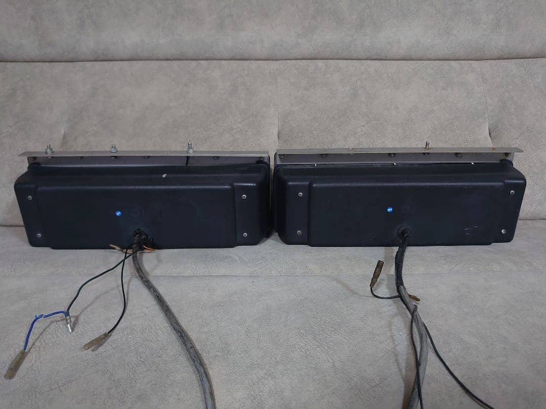 JB 3連角テール 左右セット テールランプ トラック デコトラ ※球なし