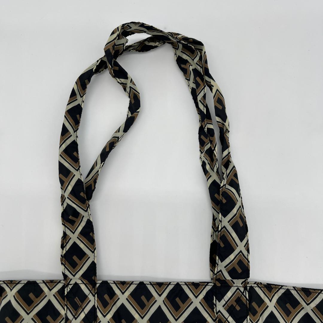 フェンディ FENDI トートバッグ ケース 紙袋付き ノベルティ 3点