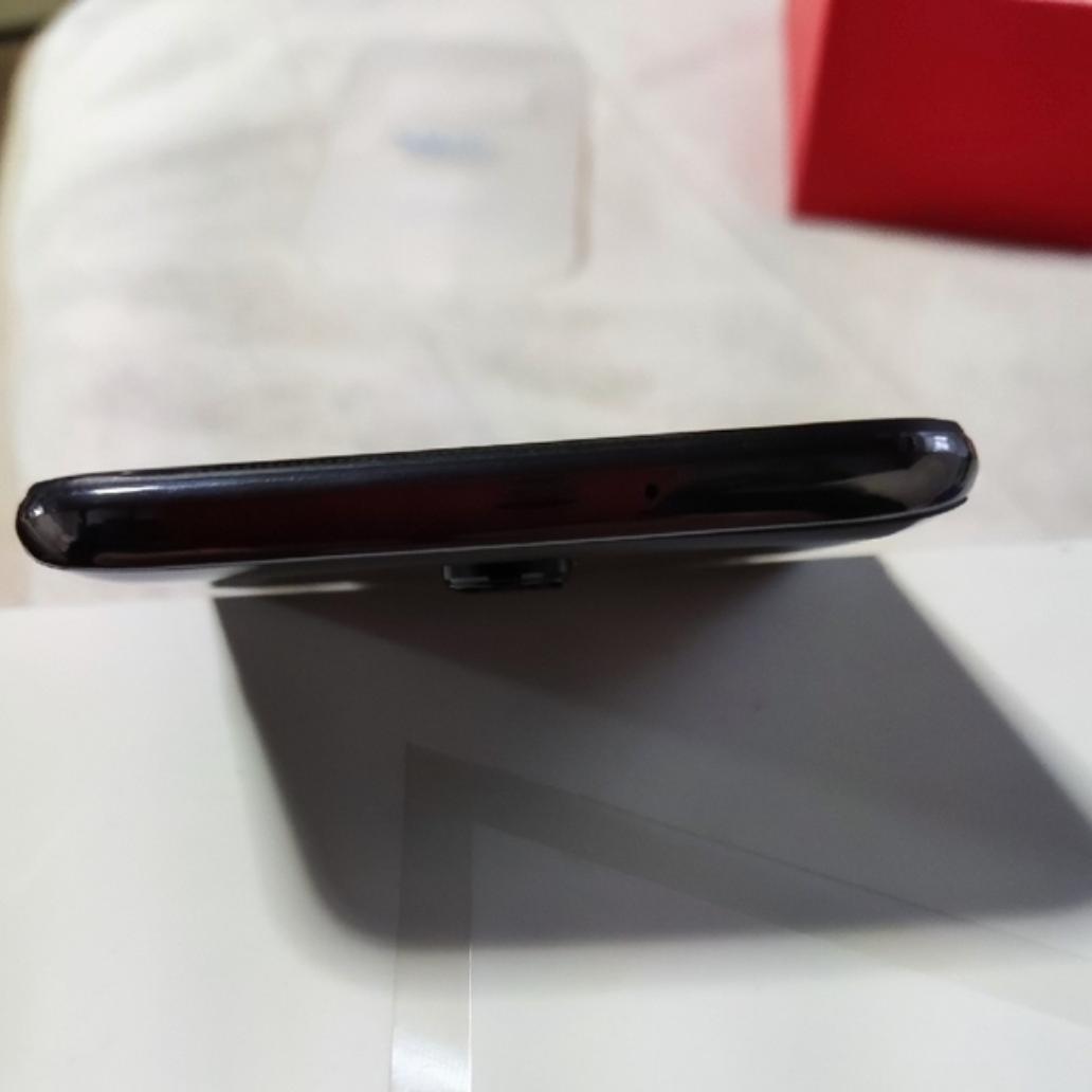 OnePlus 7 8GB 256GB SIMフリー グローバル版