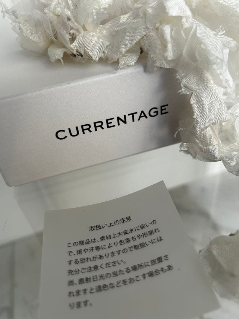 CURRENTAGE/カレンテージ 白コサージュ