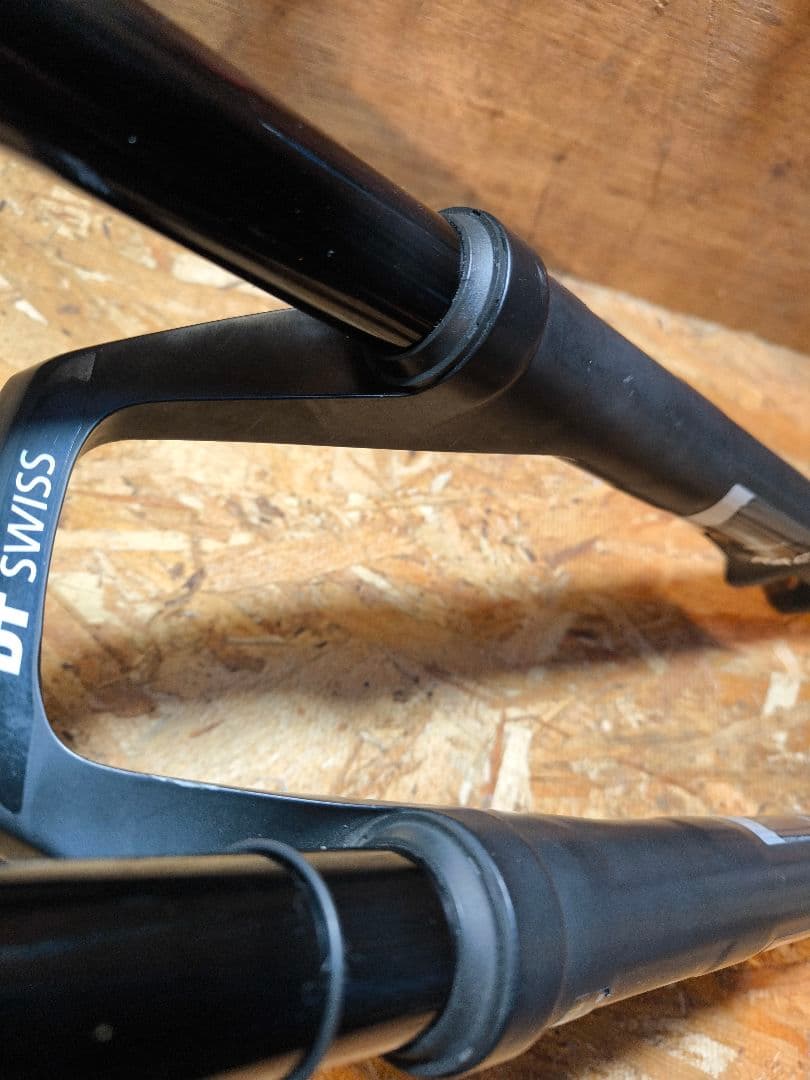 カーボン DT SWISS OPM ODL サスペンションフォーク