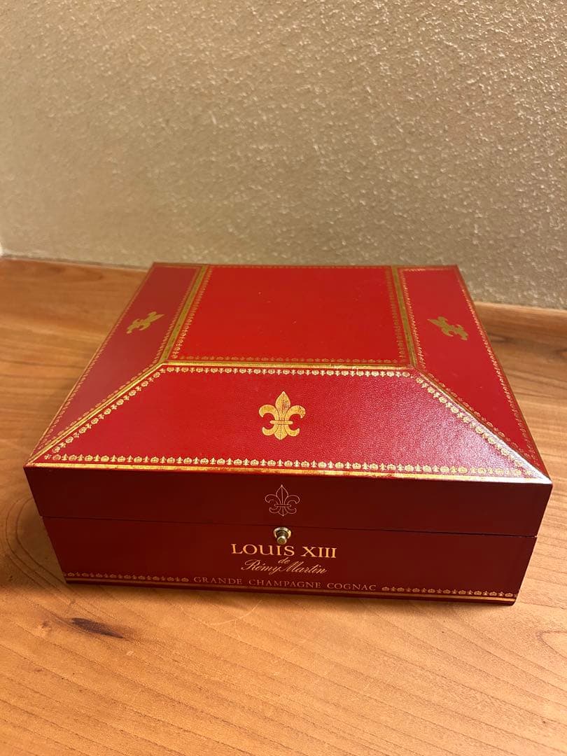 レミーマルタン ルイ13世 REMY MARTIN コニャック 金キャップ 冊子