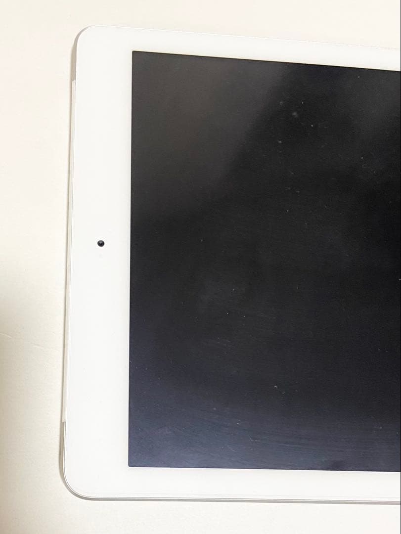 【ジャンク品】iPad 第5世代 9.7インチ Cellular A1823