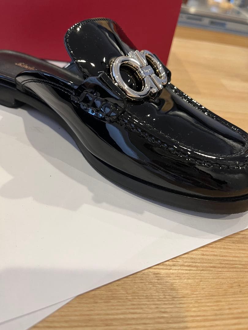 Salvatore Ferragamo ブラックミュール　ガンチーニ