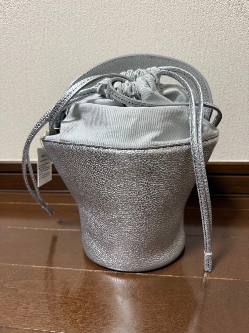 ayakoバッグ ポタリ　シルバー　新品未使用