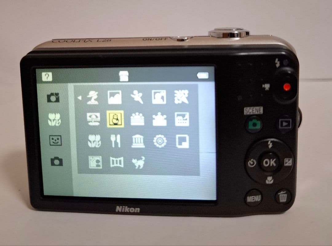ニコン NIKON Coolpix L28