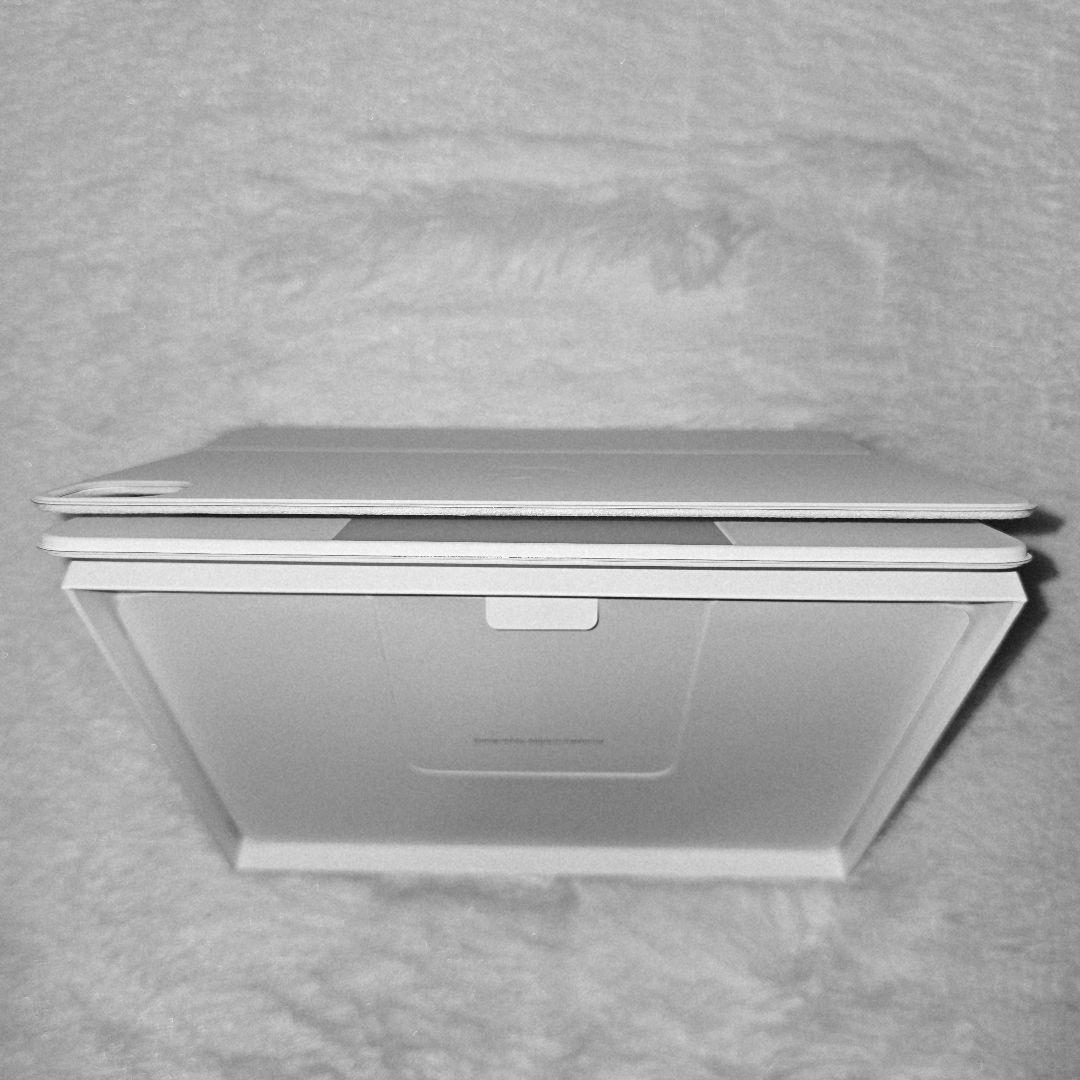 エクスプレスストアApple MagicKeyboard MJQJ3J/A