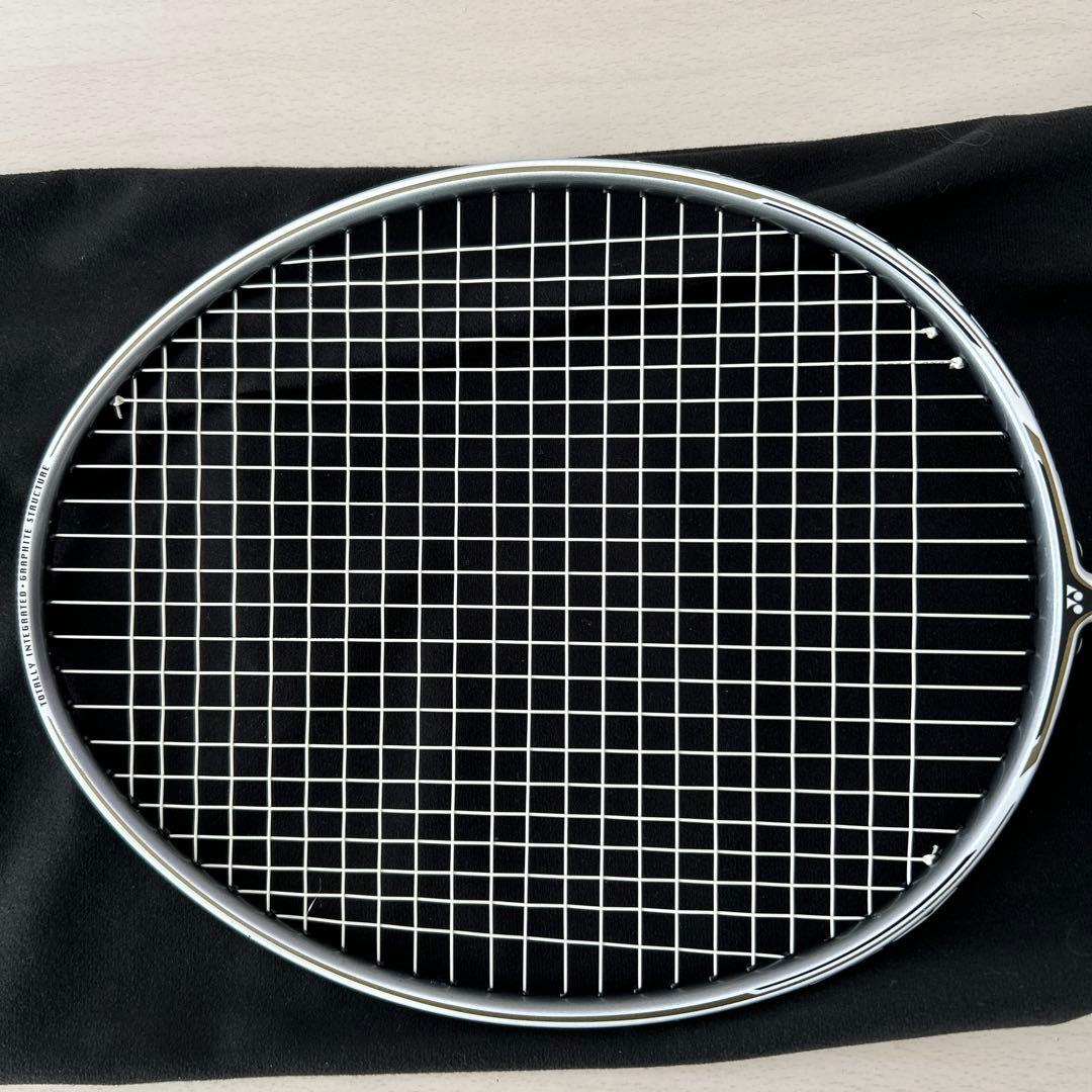 YONEX Carbonex 20 3UG5バドミントンラケット
