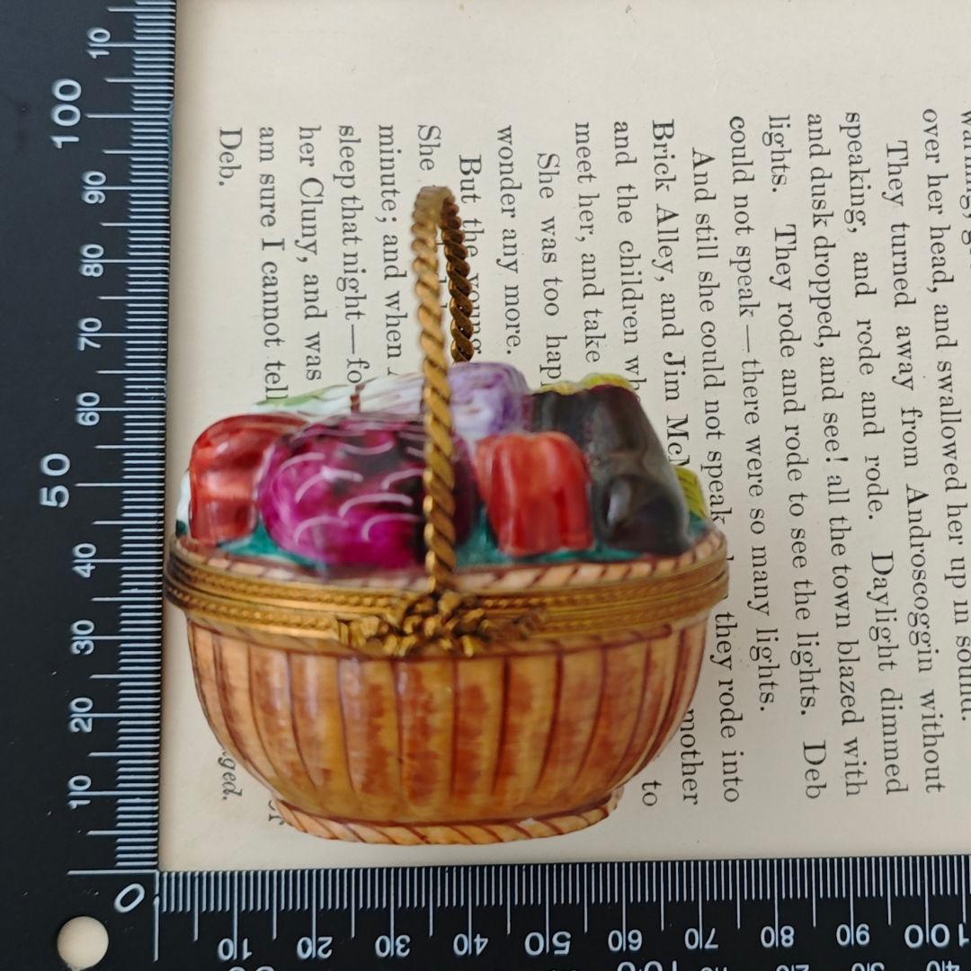 リモージュボックス　野菜いっぱいのバスケット　フランス製　小物入れ　ミニチュア