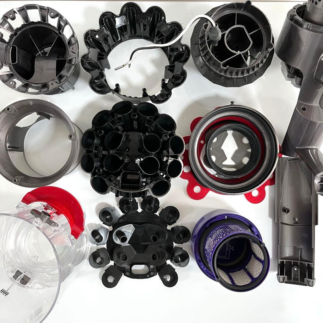 値下げ中！【分解洗浄】Dyson v10 (sv12)　フルセット　c73