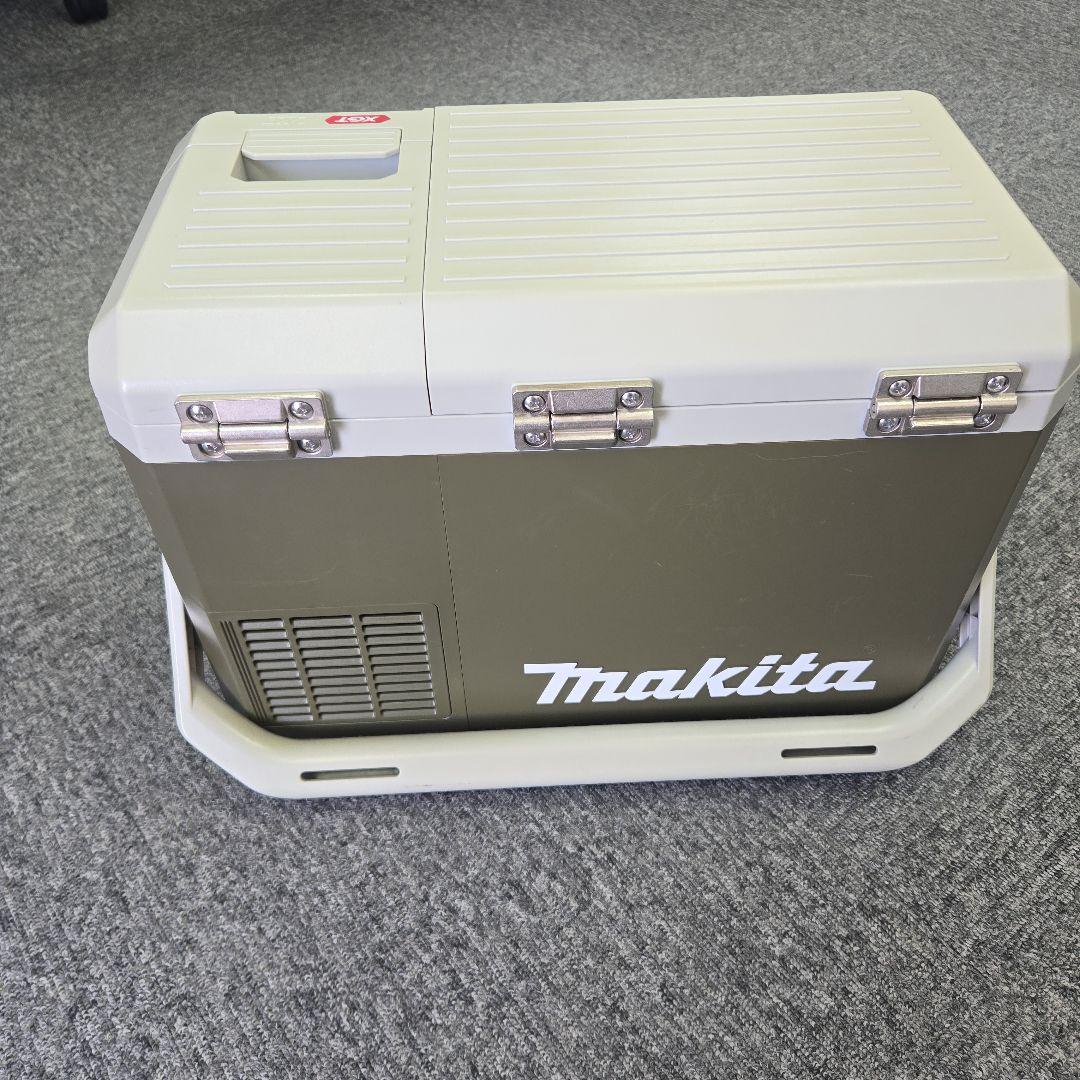 Makita 冷温庫 CW003G オリーブ　(7Lサイズ)