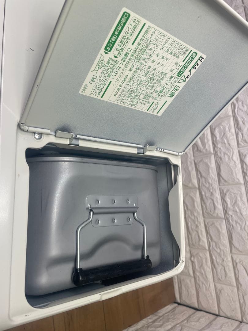 h-8 ダイニチ　石油ファンヒーター　送料込み