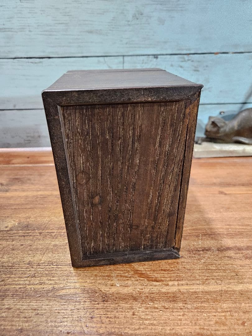 JAPAN ANTIQUE 古い木の小箱 天然木製 無垢 小物入れ 大正～昭和期