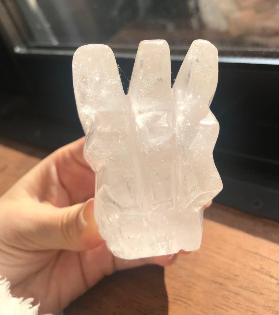 ☘️クリアクォーツ 龍の頭の形　パワーストーン 天然石