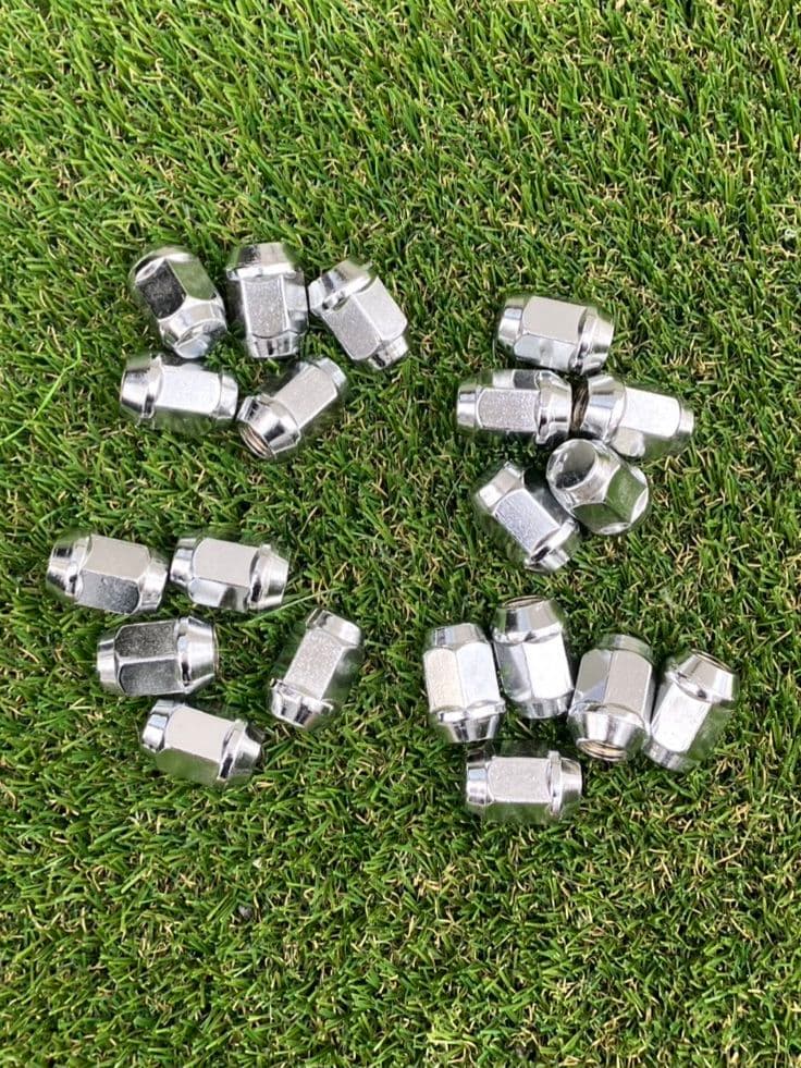 送料込⭐ダンロップ ウィンターマックス03 185/65R15 4本 ナット付