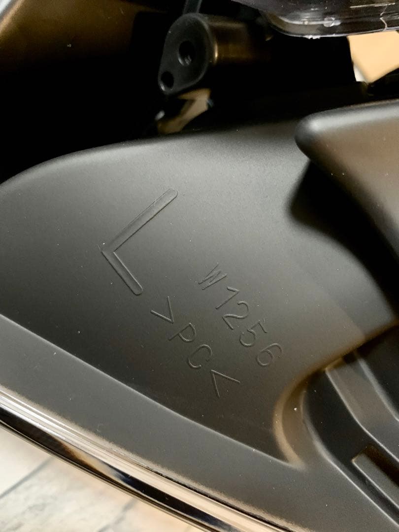 YZF-R3 / YZF-R25 カスタムLEDヘッドライト プロジェクター