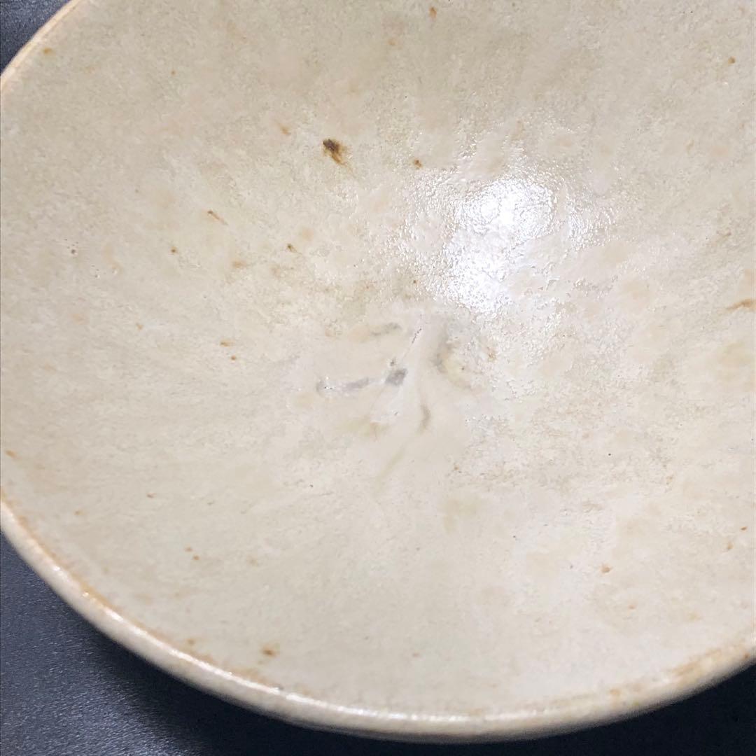 美しい古美術◾️蔵からクリームチーズケーキの様な美しい釉薬の抹茶茶碗が出て来ました