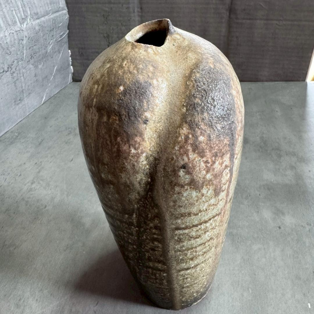 【共箱・共布付】備前焼 山本出 作 流胡麻貝形一輪花入 人間国宝系譜 備前 花器