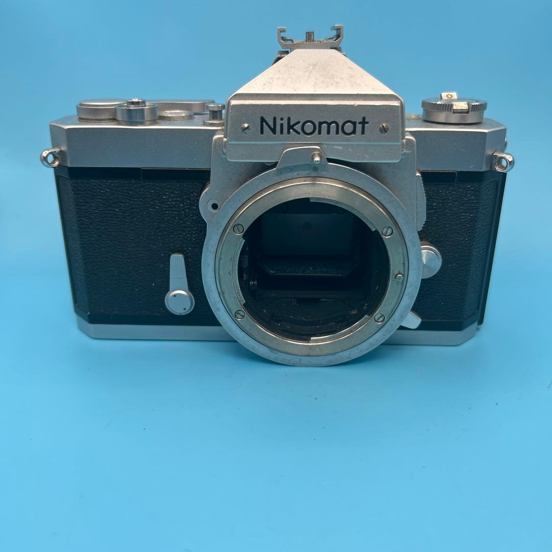 Nikon EM ZOOM Ai 35〜70 またはニコマートFT 整備品