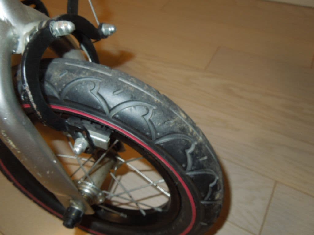 Henshin ピンクバランスバイク