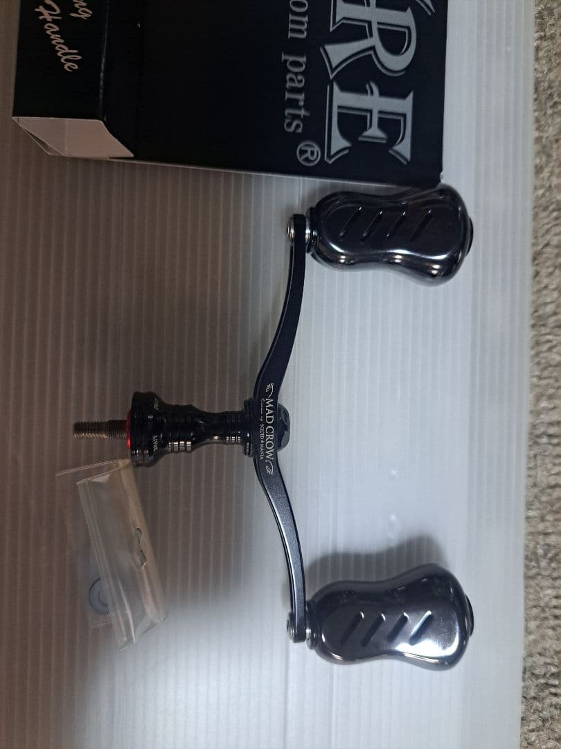 たつ!LIVRE シマノ S2 MAD CROW チタン スクイッドマニア