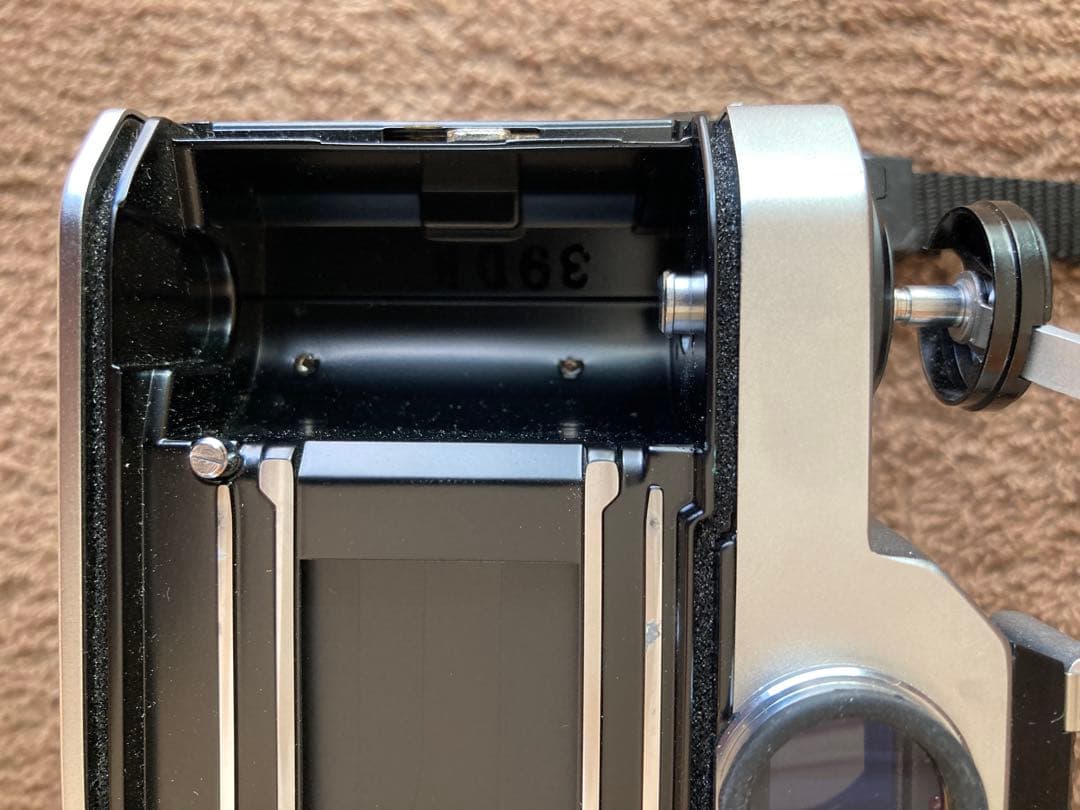 Nikon NEW FM2 後期型 S/N N869… CEマークあり