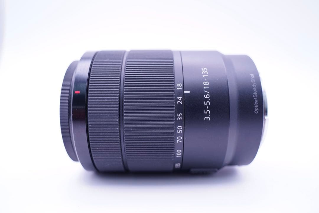 Sony α6400 ミラーレスカメラ E 18-135mm レンズ付き