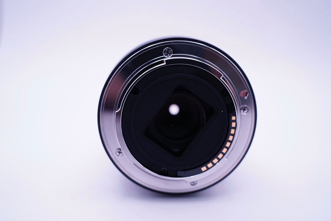 Sony α6400 ミラーレスカメラ E 18-135mm レンズ付き