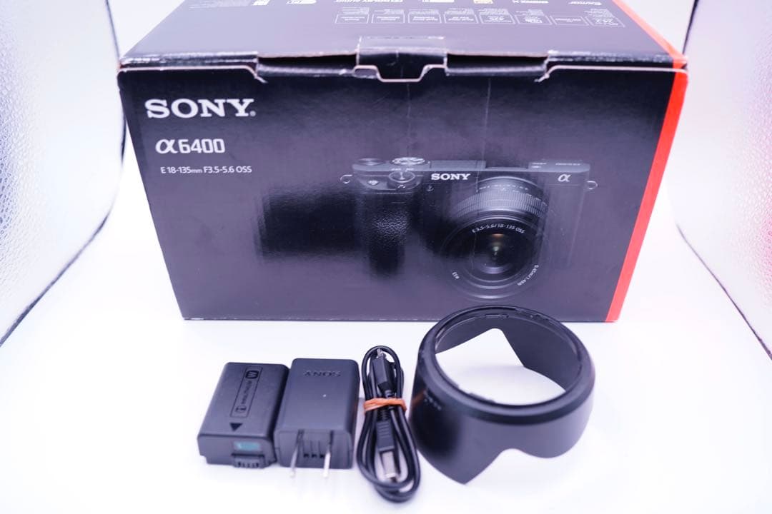 Sony α6400 ミラーレスカメラ E 18-135mm レンズ付き