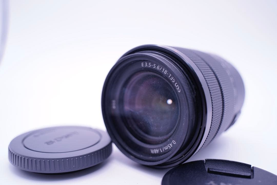 Sony α6400 ミラーレスカメラ E 18-135mm レンズ付き