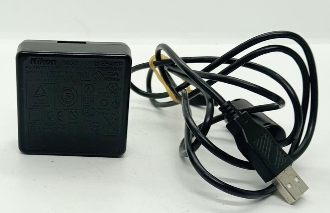 Nikon COOLPIX S3600 デジカメ シルバー 充電器、箱付き