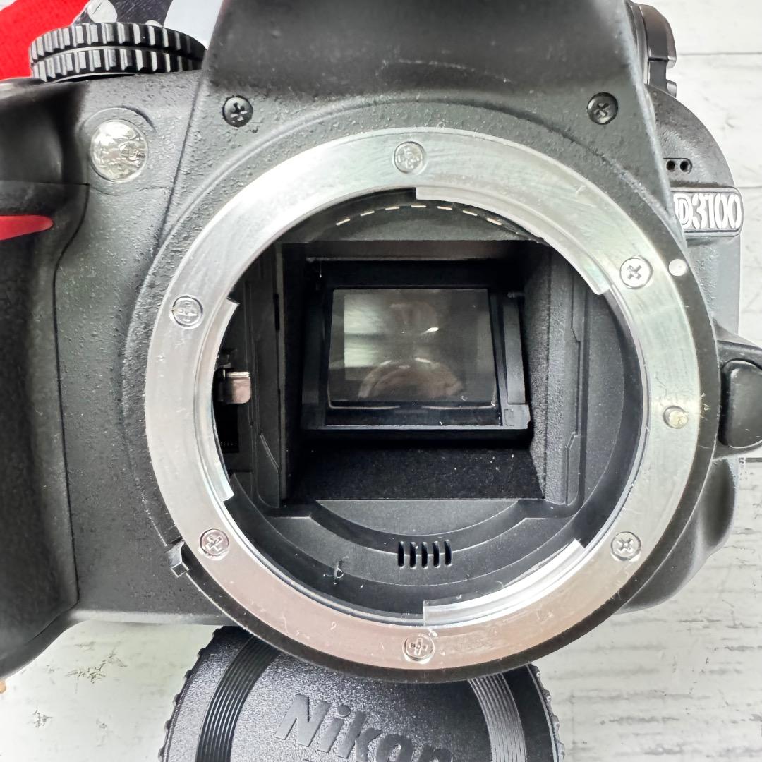 NikonD3100 一眼レフ AF-S 18-55mm 1: 3.5-5.6G