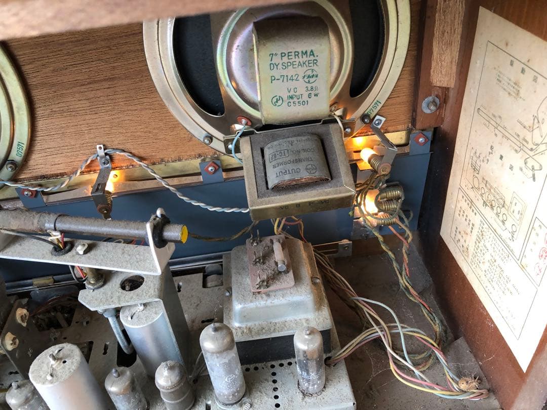 ナショナル 真空管ラジオ 当時物 年代物通電のみ(J66)