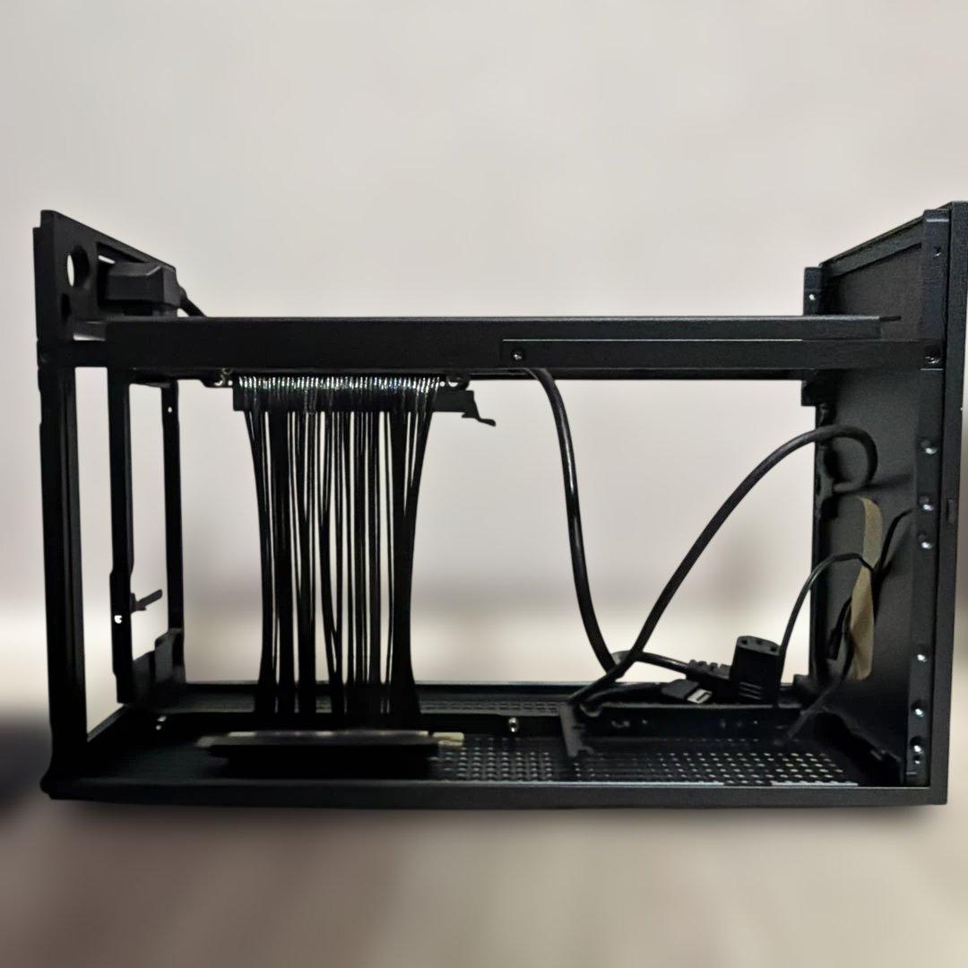 PCケース(自作PC用) FormD T1 V2.5 Gunl Color