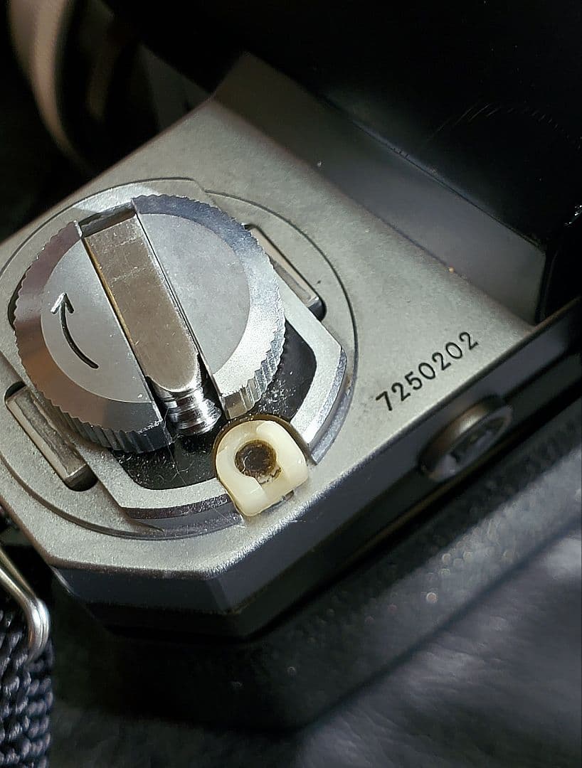 【Nikon】『ニコンF フォトミック＆単焦点レンズ３本＆テレプラス』セット