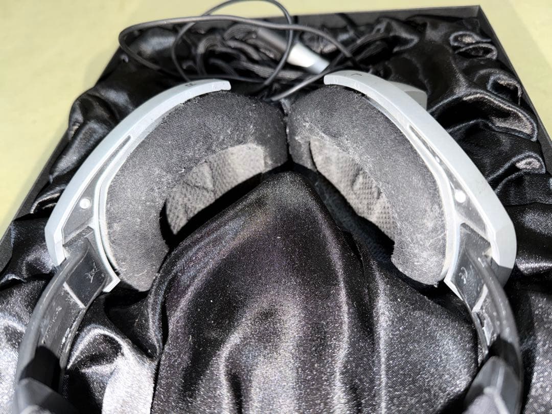 ゼンハイザーSennheiser HD800ヘッドホン