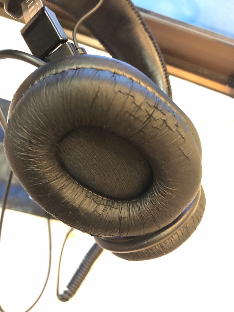 プロ用　SONY MDR-7506 モニター　ヘッドフォン　ソニー　スタジオ標準