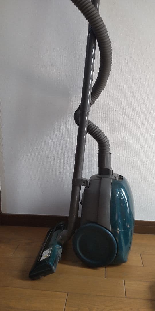 SANYO 紙パック式掃除機　舞姫　SC-T51 グリーン