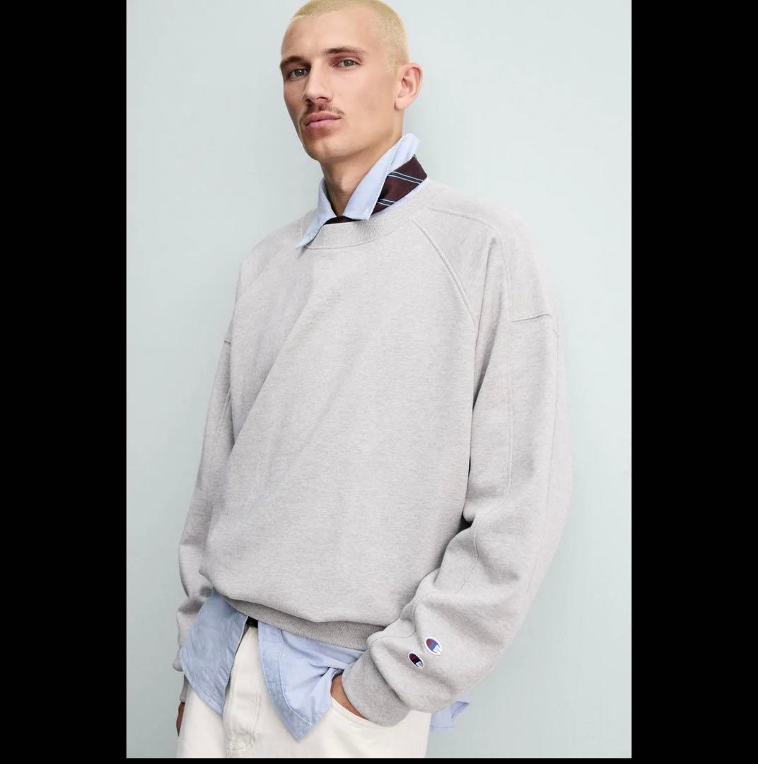【完売品未使用品】 CHAMPION ZARAパッチクルーネックスウェットシャツ