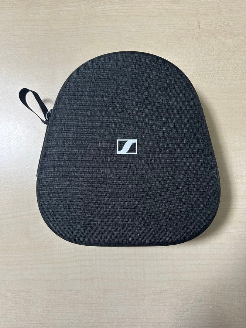 ヘッドホン Sennheiser MOMENTUM 4 Wireless + BTD600