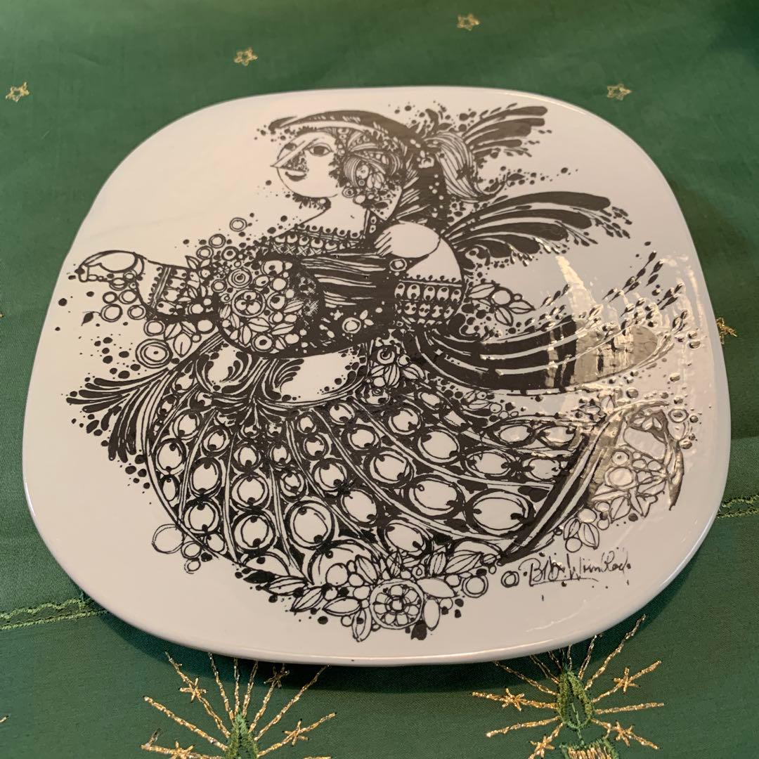 ビヨンヴィンブラッド　1969年ビンテージのイヤークリスマスプレート模様が素敵！