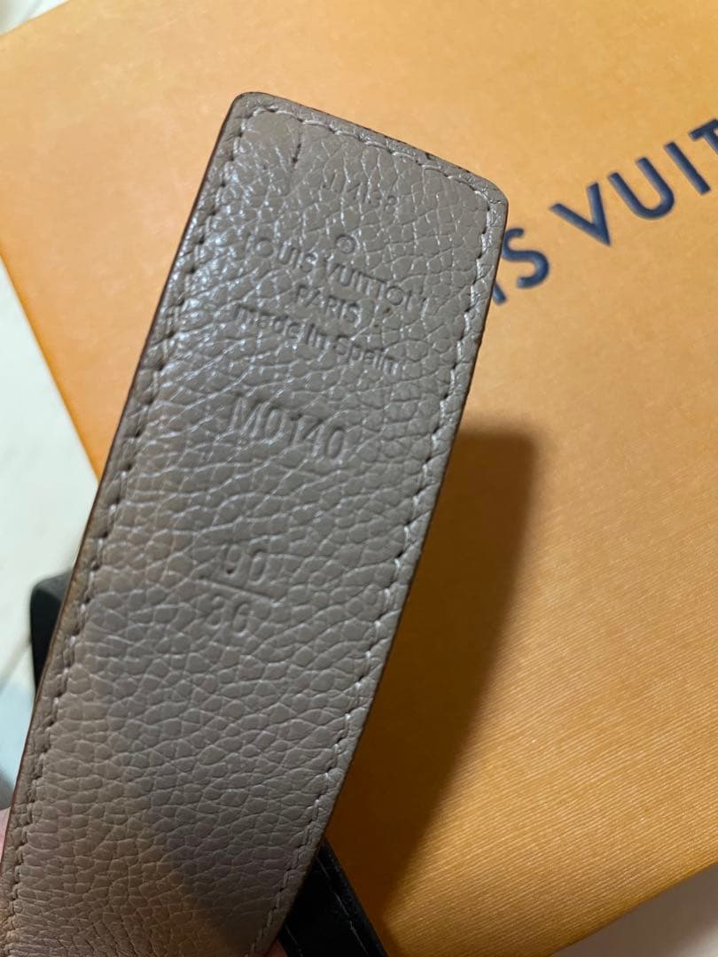 LOUIS VUITTON ピンクベージュレザー ベルト リバーシブル