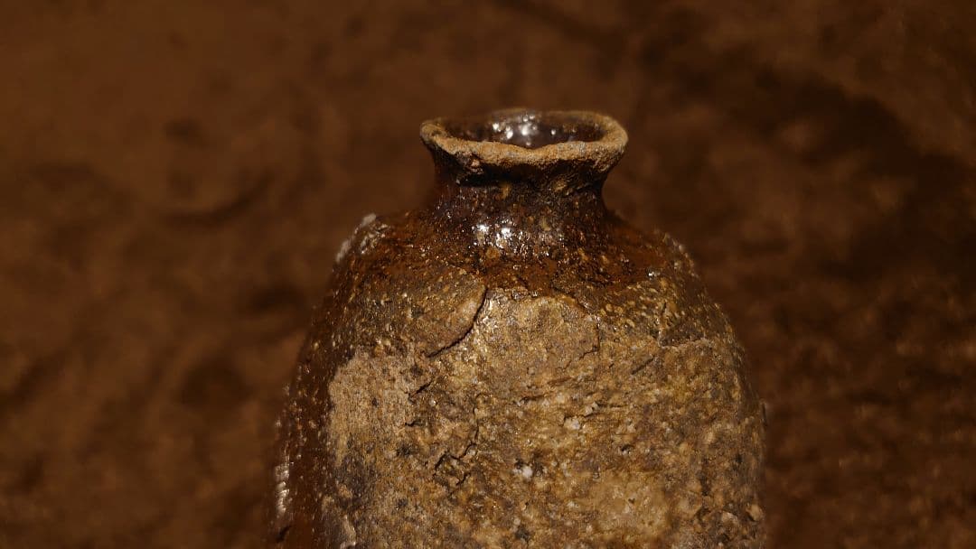 古越前　越前焼　灰釉　花入　小徳利　１客