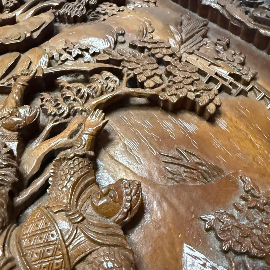 中国美術　アンティーク　木彫り衣装箱　家具　李朝　買取品　ディスプレー