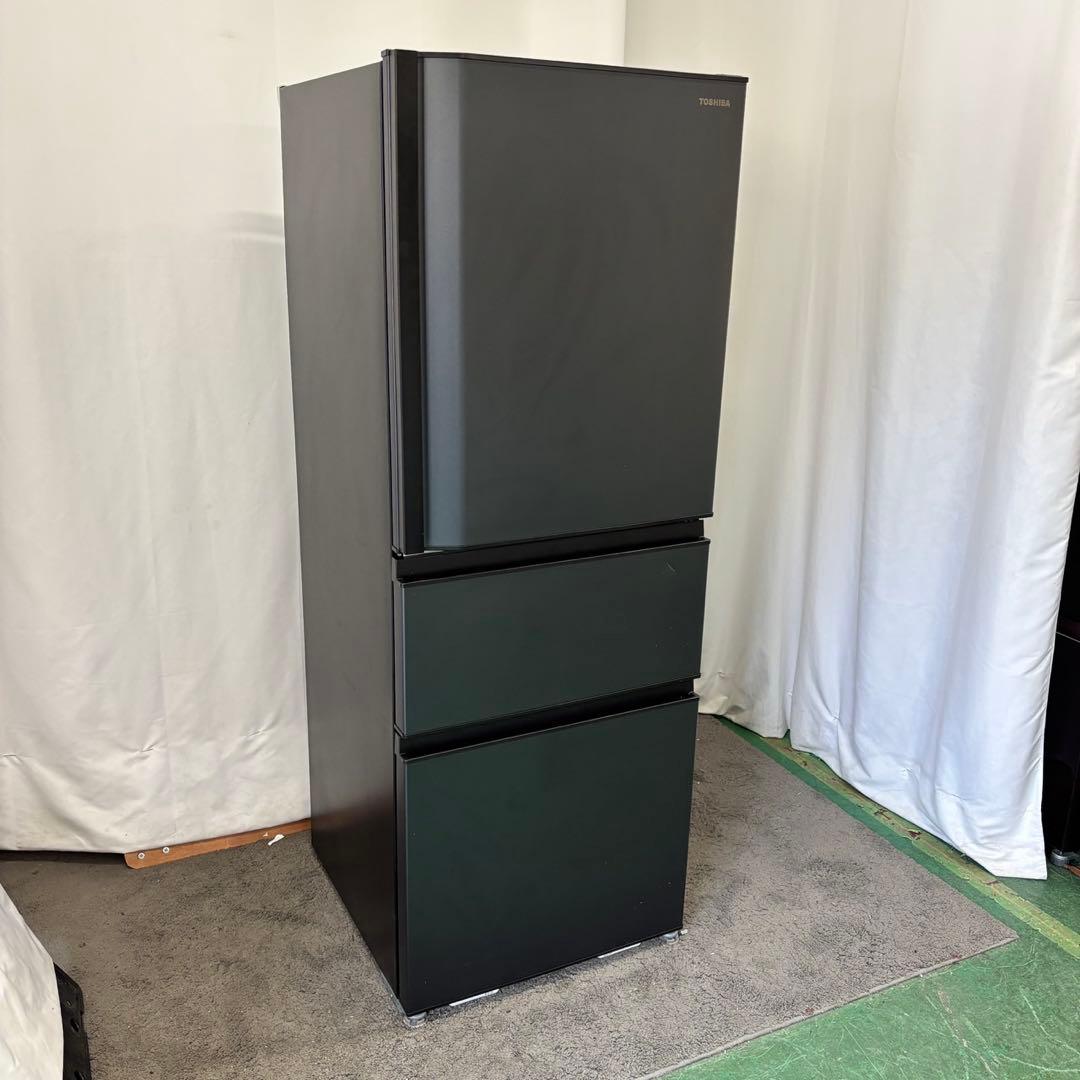 768　冷蔵庫　東芝　大型　300-400ℓ　22年製　綺麗　安い　黒　設置無料