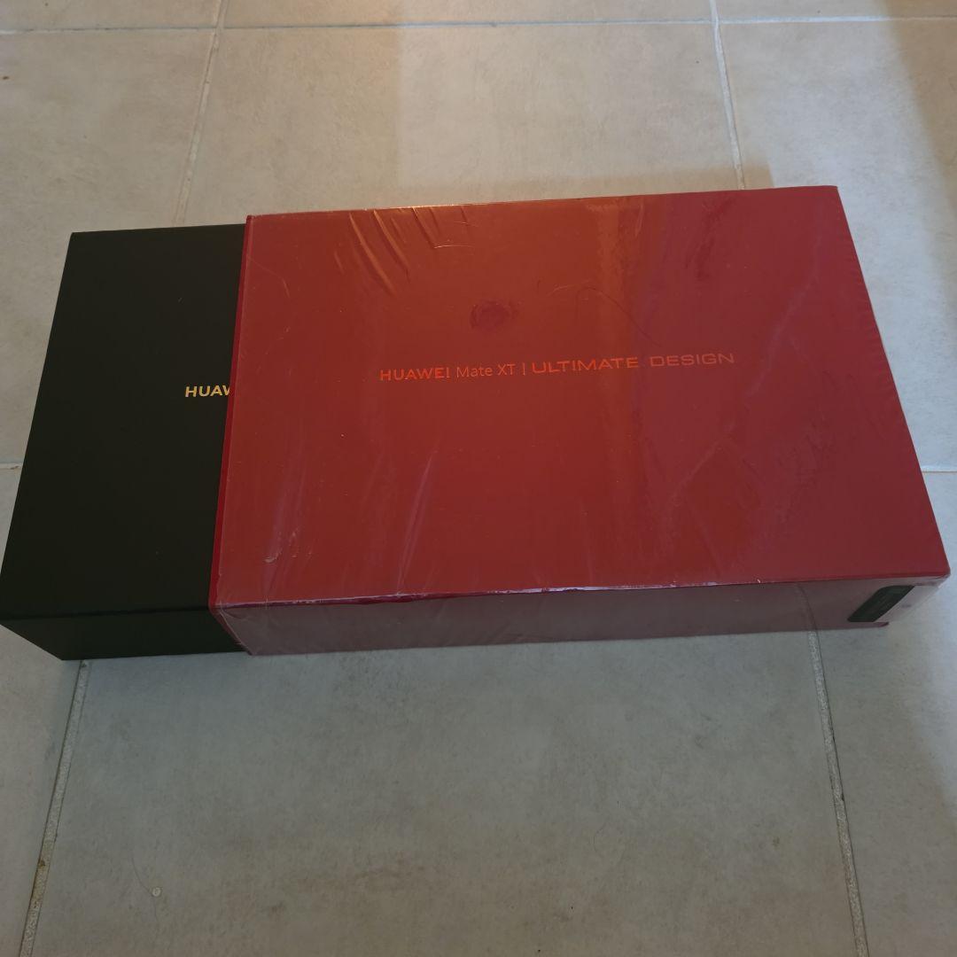Huawei Mate XT Ultimate 1TB 中国版 【SIMフリー】