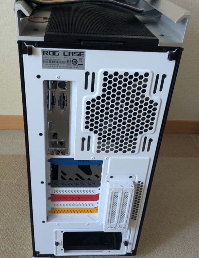 PCケース(自作PC用) ASUS ROG Strix Helios GX601 GUNDAM