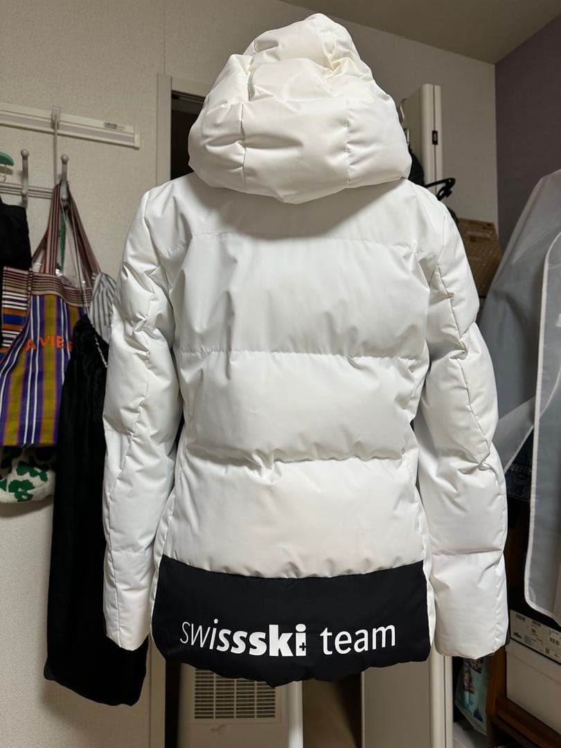 正美品DESCENTE ホワイト スキーウェアダウン